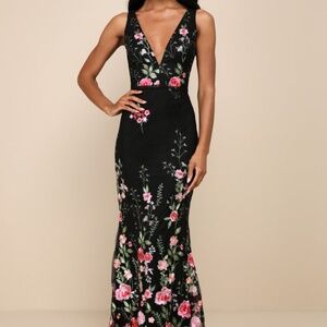 Lulus Soiree Blossom Black Floral Embroidered Mermaid Maxi Dress - Size L